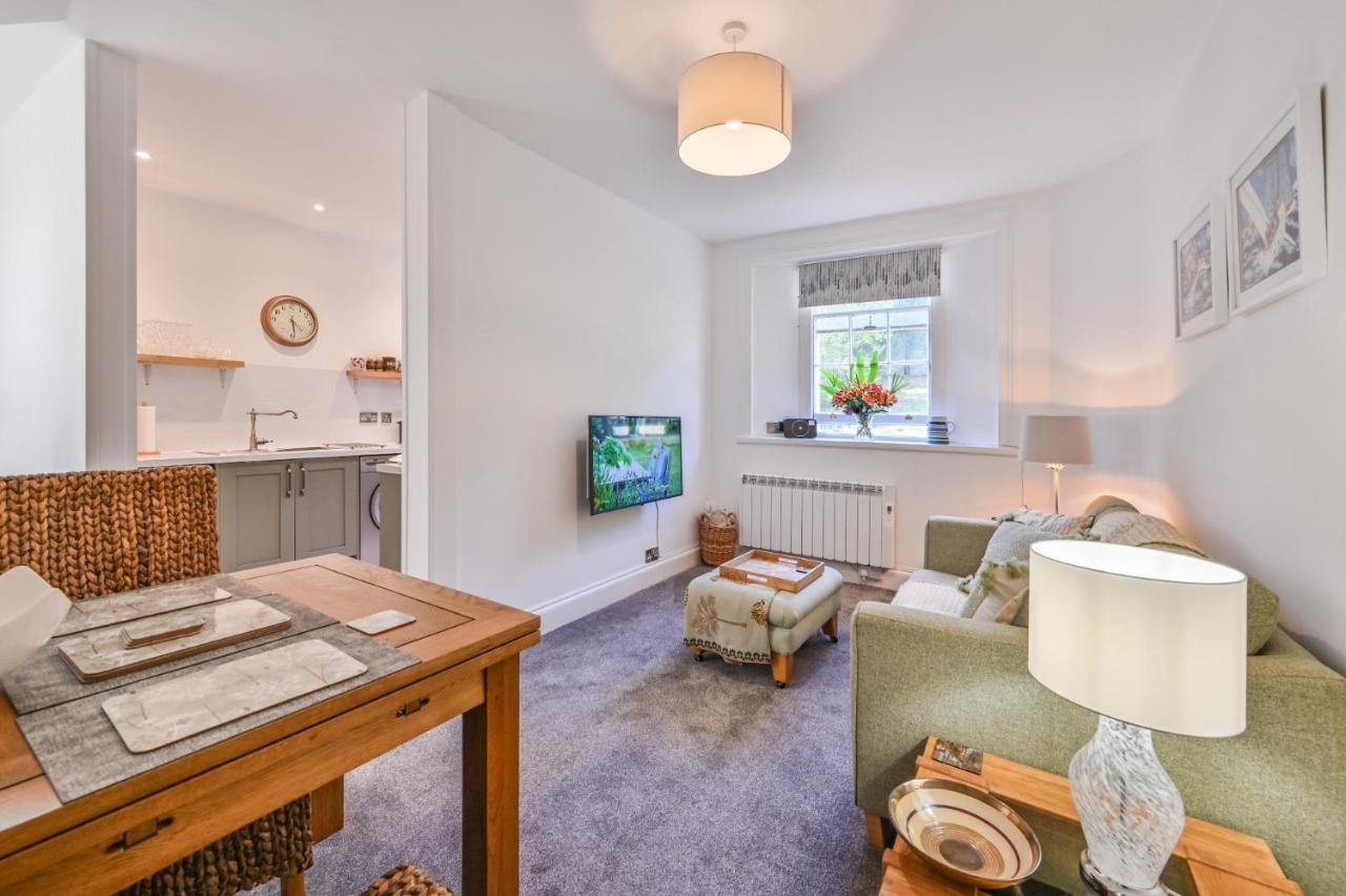 Tramontane Apartment At Hesketh Crescent Torquay Extérieur photo